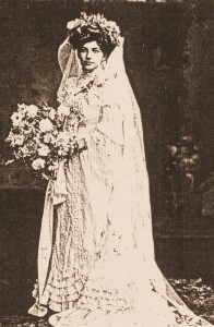 Miss Grey's wedding dress 1905